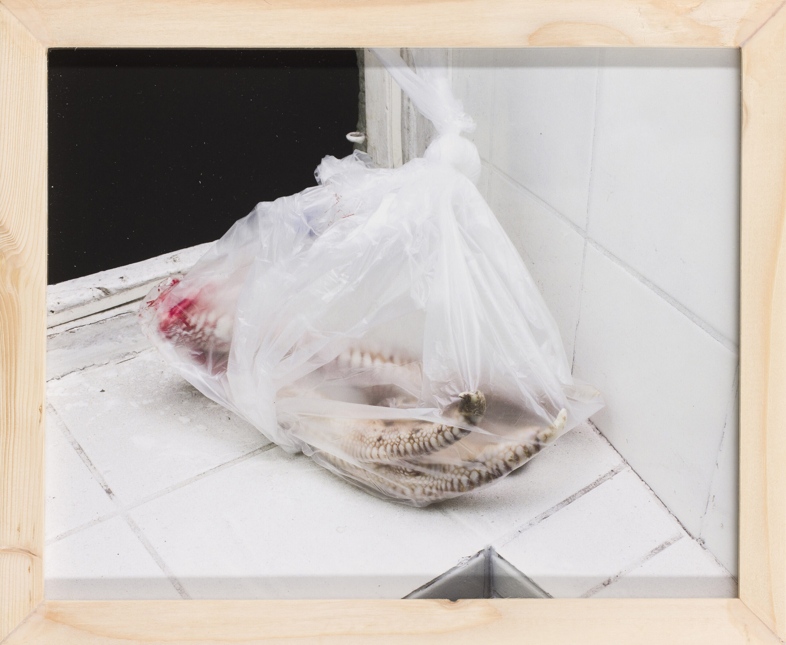 Markus Röder: Undisclosed location 2 (z okvirjem)