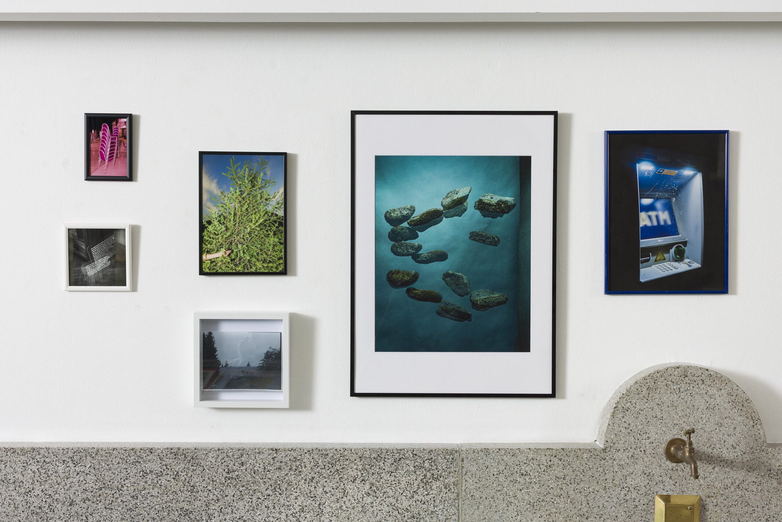 Mojca Radkovič: Visokogorska modrina (z okvirjem) - slika 2