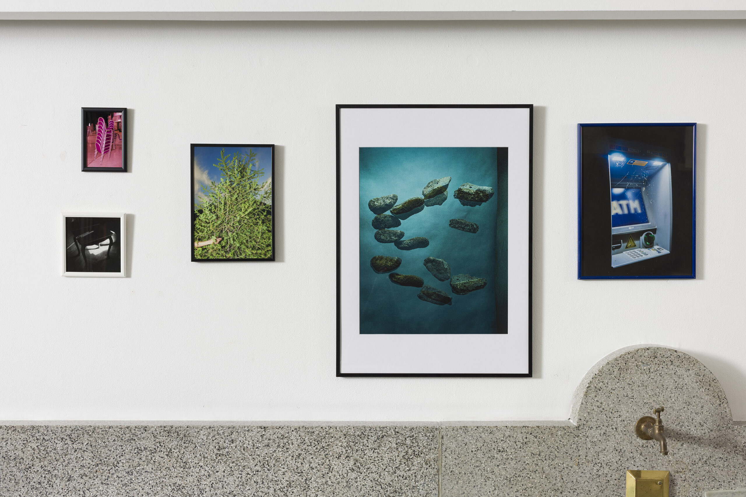 Tisa Praprotnik: touch it feel it shine (z okvirjem) - slika 2