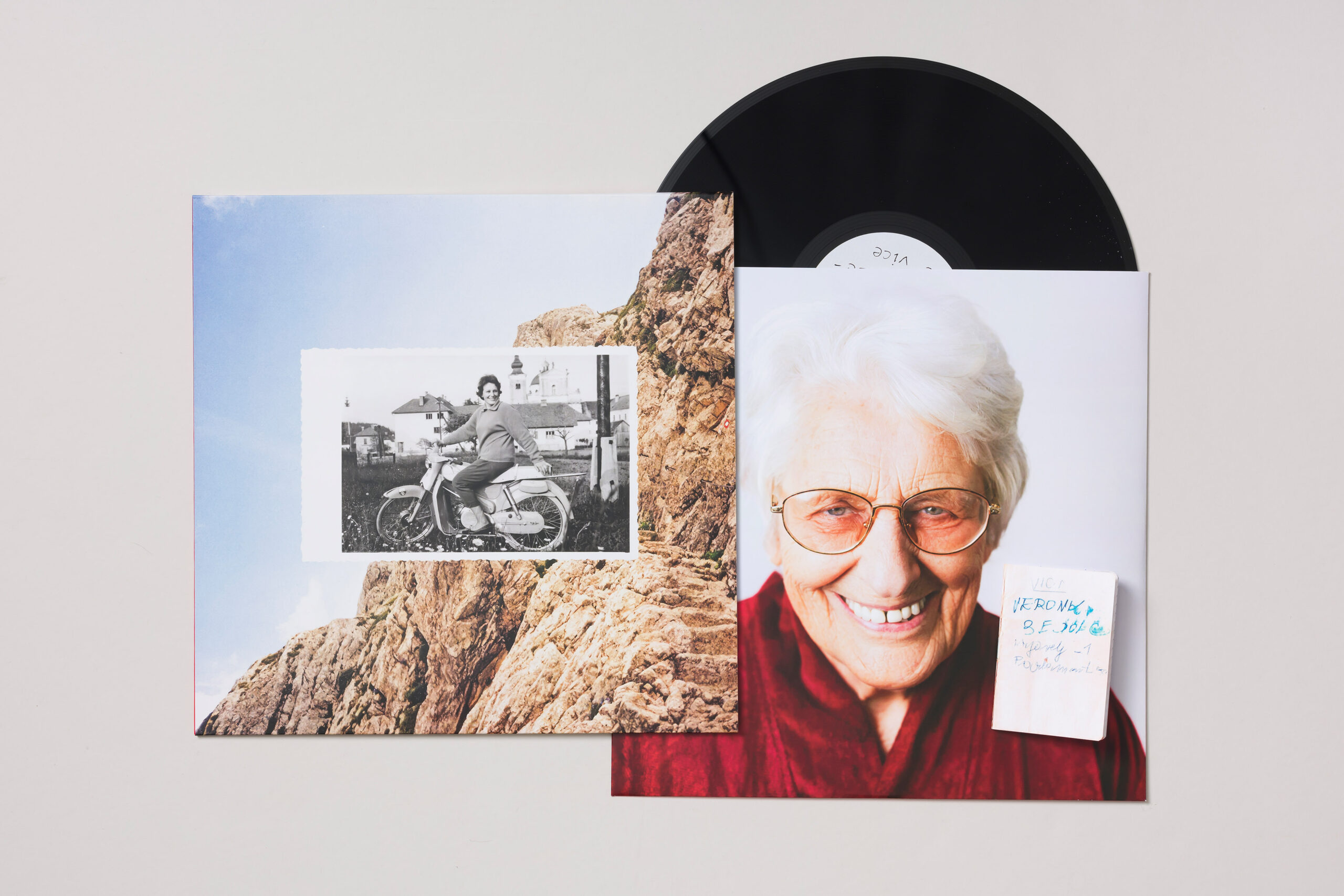 Lucija Rosc: Mica bere vice